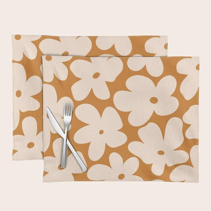 Retro Color Palette - 70's Daisy Placemat Gallery Image 1