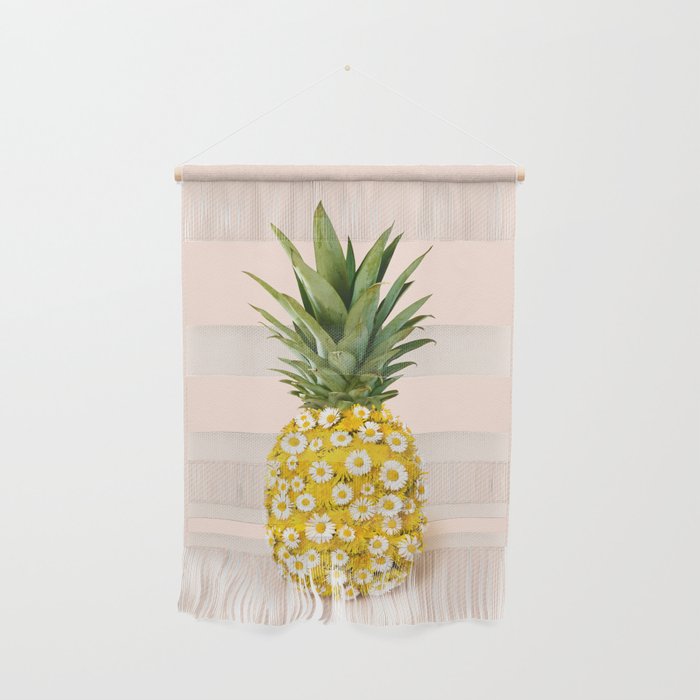 Daisy Pineapple Wall Hanging Gallery Image 1