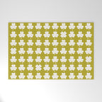 Clovers XX Chartreuse Botanical Pattern Welcome Mat Gallery Image 1