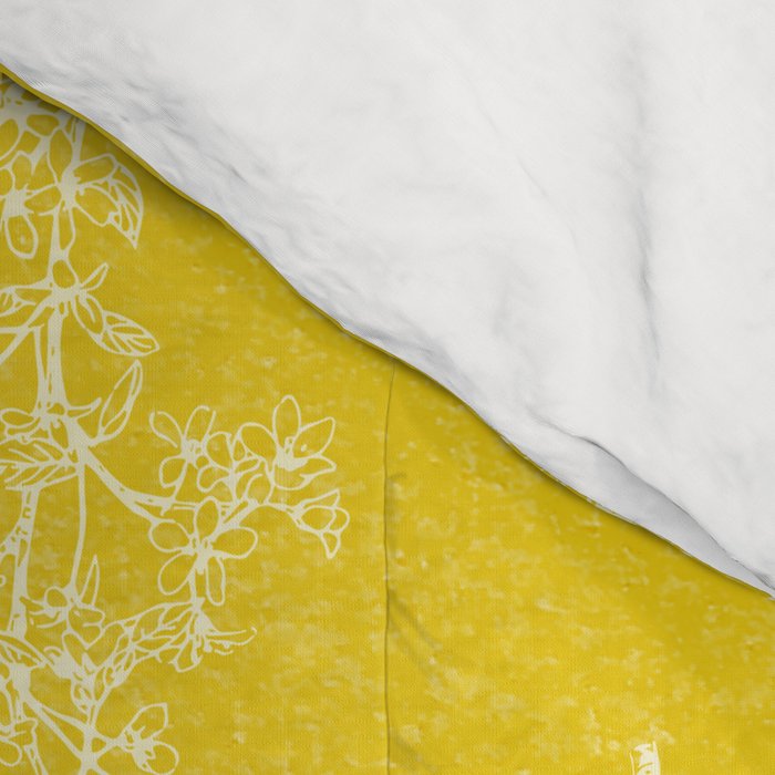 Vintage Style Botanical Cottage Textured Pattern in Yellow Comforter Gallery Image 4