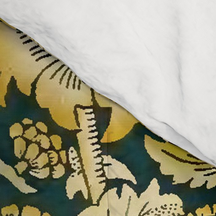 Vintage William Morris Green and Yellow Chintz Comforter Gallery Image 4