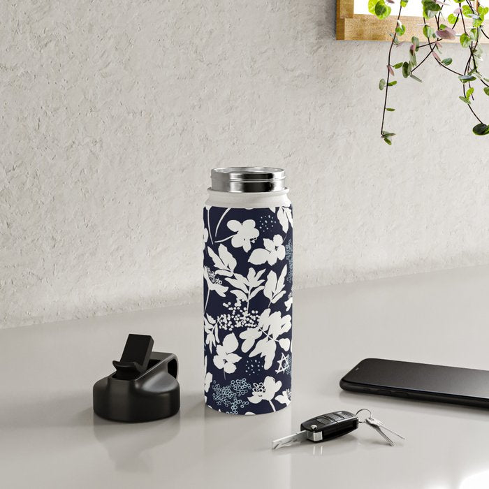 Dark and Light Blue Floral Star of David Water Bottle Gallery Image 4