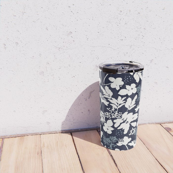 Dark and Light Blue Floral Star of David Travel Mug Gallery Image 4