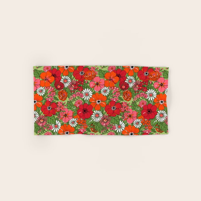 Retro Floral Pillowcase Bath Towel Gallery Image 1