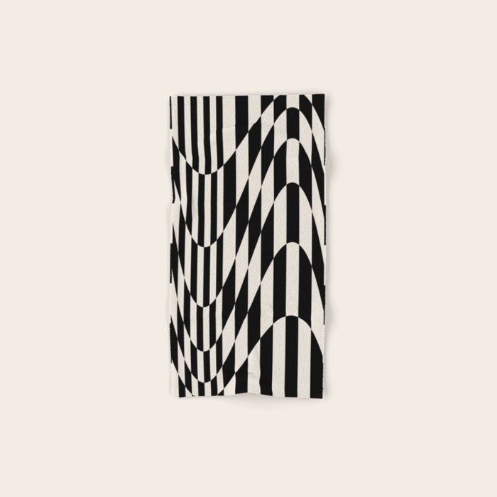 Grace checkered Bath Towel Gallery Image 1