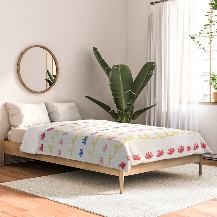 Abstract Cookie Pattern Doodle in White & Pink Comforter Gallery Image 2