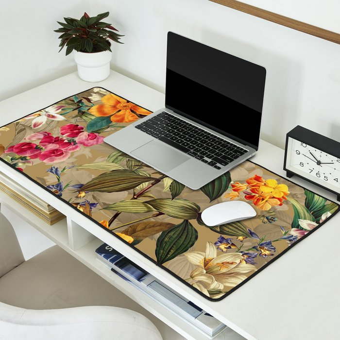 Summer is Coming XVI Desk Mat Gallery Image 2