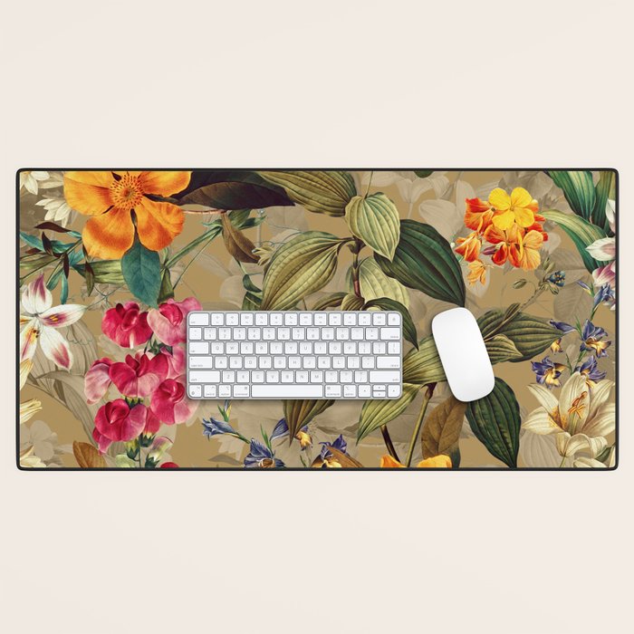 Summer is Coming XVI Desk Mat Gallery Image 1