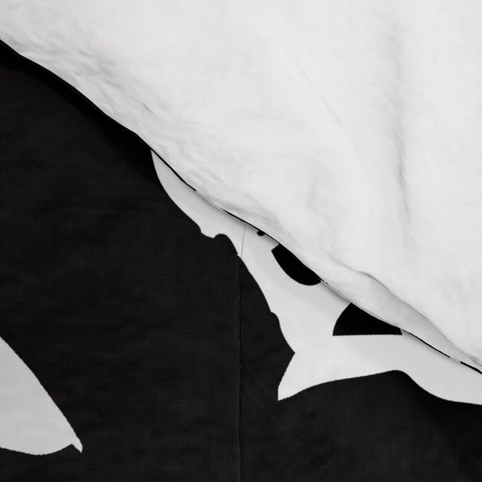 Clematis Contrast  Minimal Floral Silhouettes Comforter Gallery Image 4