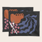 Delightful floral Placemat Gallery Image 1