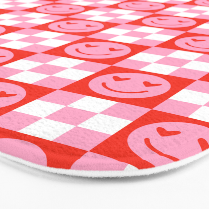 Retro love heart face checkered pattern Bath Mat Gallery Image 3