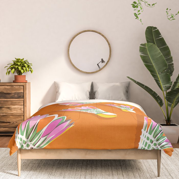Badminton Birdie Pop Art court sport pattern on bright orange Comforter Gallery Image 3