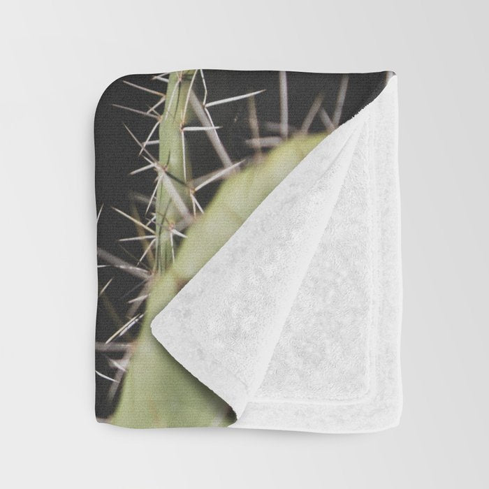 Cactus Throw Blanket Gallery Image 3