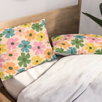 Retro Flower - Big Daisy Cream background Pillow Sham Gallery Image 2