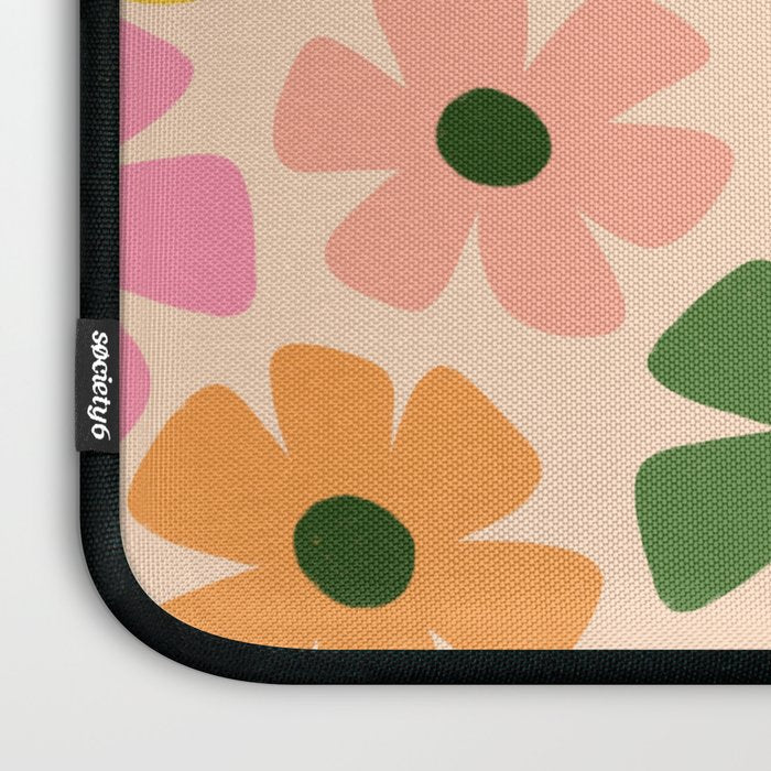Retro Flower - Big Daisy Cream background Laptop Sleeve Gallery Image 3