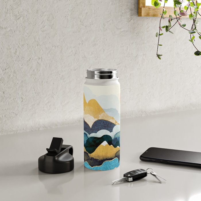Cloud Peaks Water Bottle Gallery Image 4