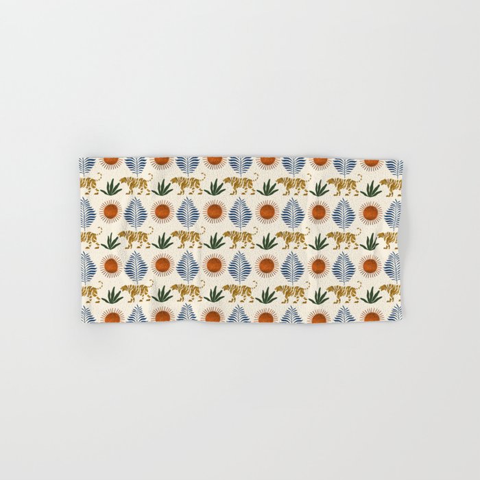 Jungle Tiger Print Bath Towel Gallery Image 1