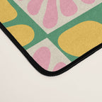 Retro checkered flower art pattern Desk Mat Gallery Image 4