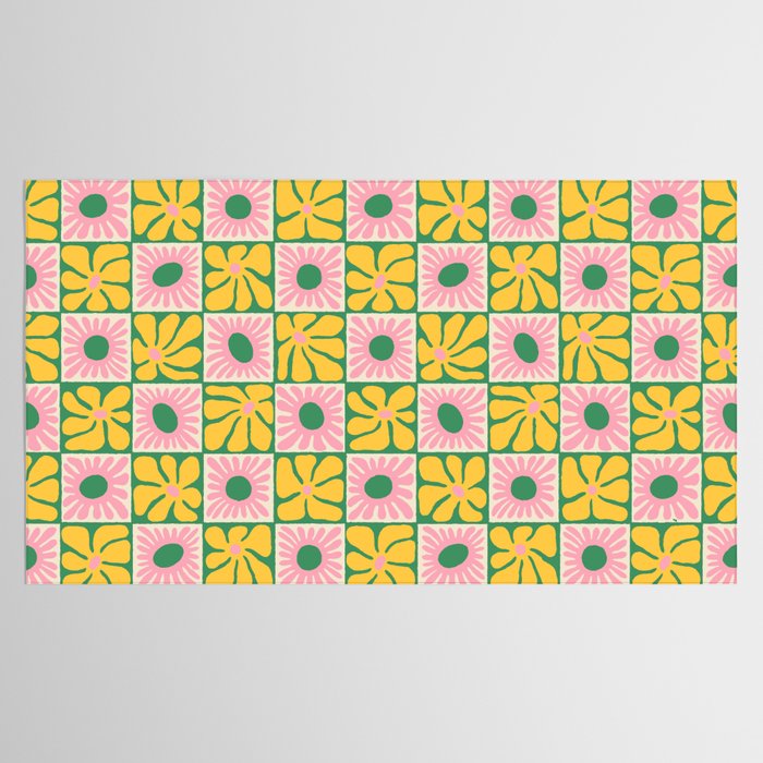 Retro checkered flower art pattern Tablecloth Gallery Image 2