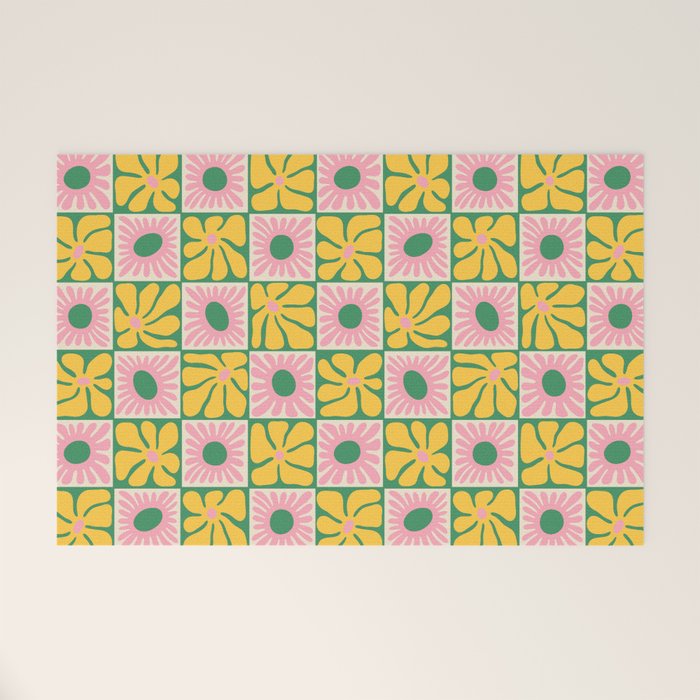 Retro checkered flower art pattern Welcome Mat Gallery Image 1
