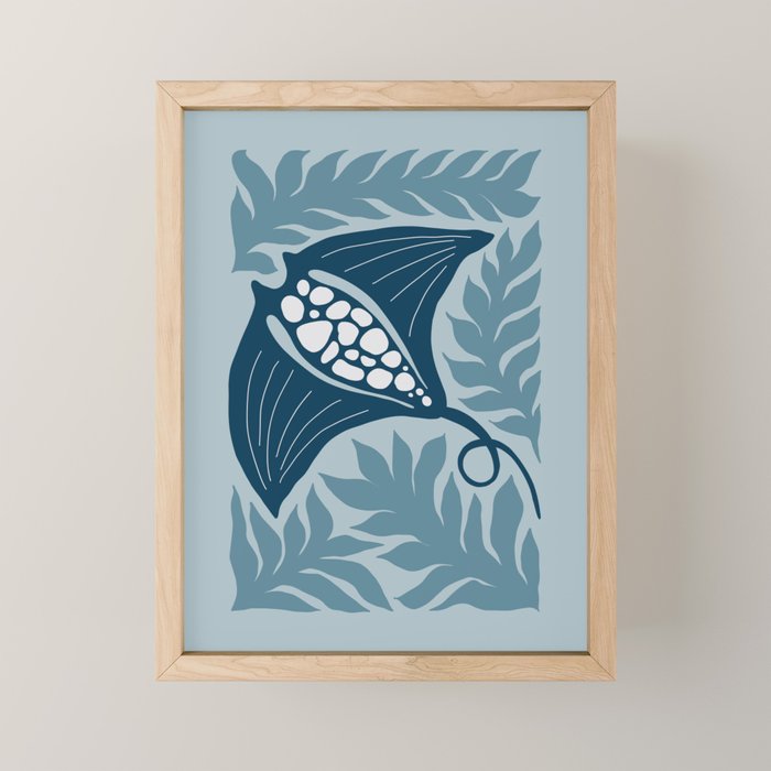 Manta Ray Mini Art Print Gallery Image 1