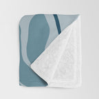 Manta Ray Throw Blanket Gallery Image 3