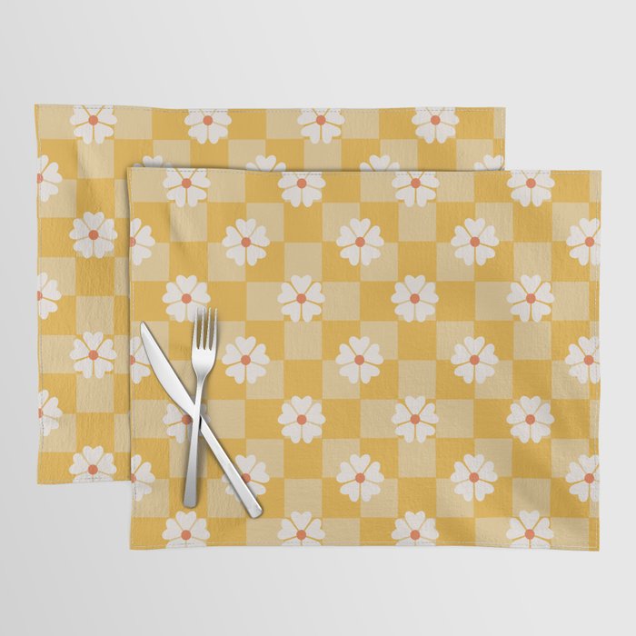 Daisies On Yellow Checkerboard Placemat Gallery Image 1