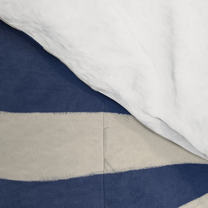 Lazy Daisies #1 Comforter Gallery Image 4