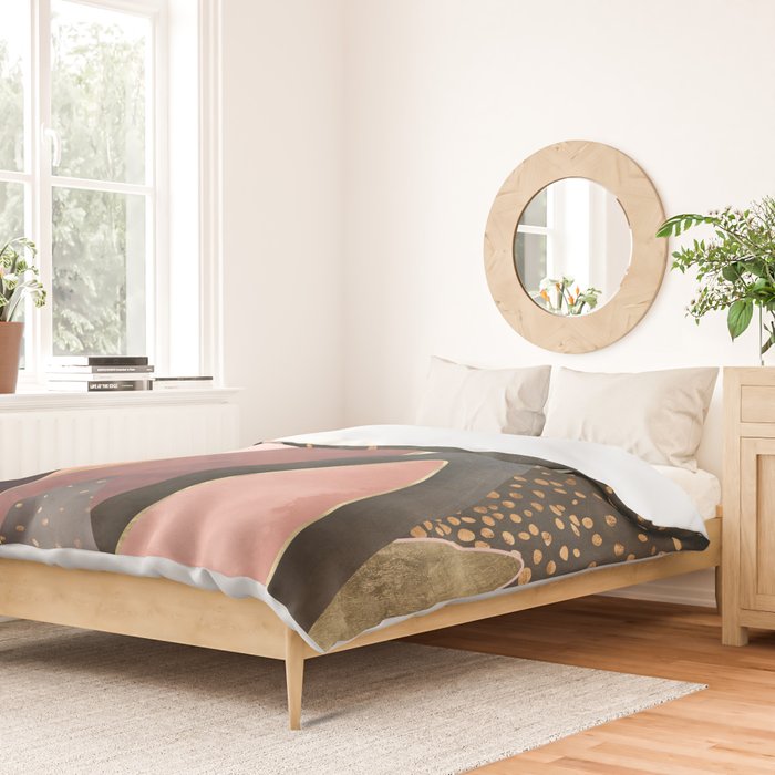 Pink and Gold Peaks Duvet Cover Gallery Image 2
