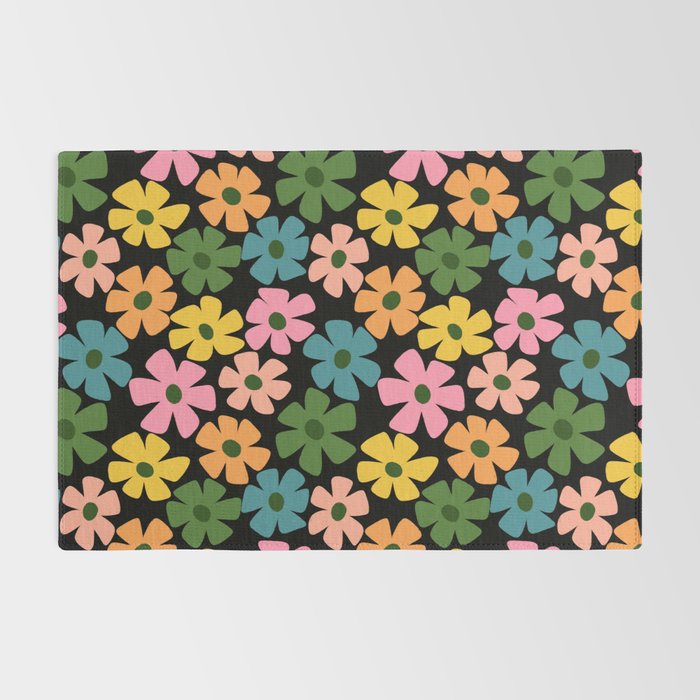 Retro Flower - Big Daisy Black background Rug Gallery Image 2