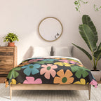 Retro Flower - Big Daisy Black background Comforter Gallery Image 3