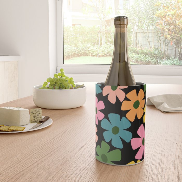 Retro Flower - Big Daisy Black background Wine Chiller Gallery Image 4
