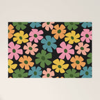 Retro Flower - Big Daisy Black background Welcome Mat Gallery Image 1