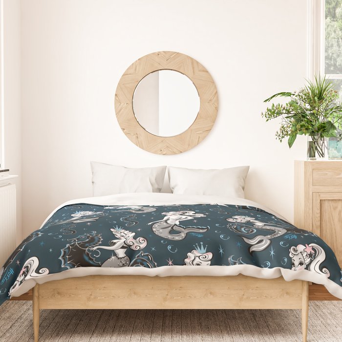 Pearla the Mermaid Riding on a Seahorse Duvet Cover Gallery Image 3