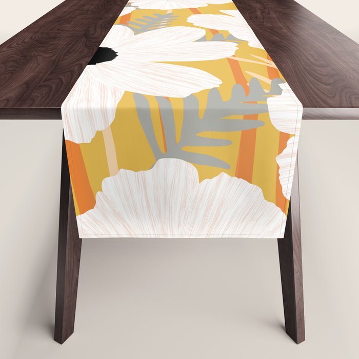 White Daisies Table Runner Gallery Image 1