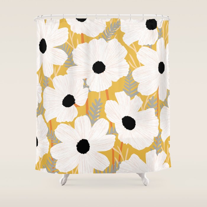 White Daisies Shower Curtain Gallery Image 1