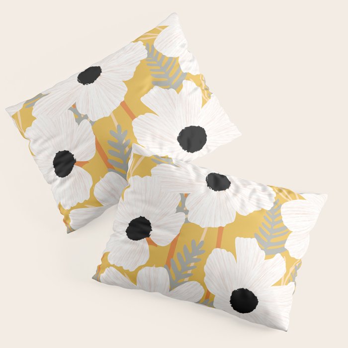 White Daisies Pillow Sham Gallery Image 1