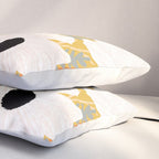 White Daisies Pillow Sham Gallery Image 3