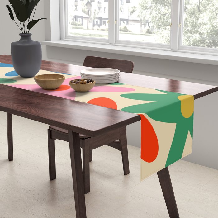 Daisy Time Colorful Retro Floral Pattern Table Runner Gallery Image 2