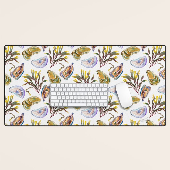 Watercolor Oysters and Seaweed Pattern Desk Mat Gallery Image 1