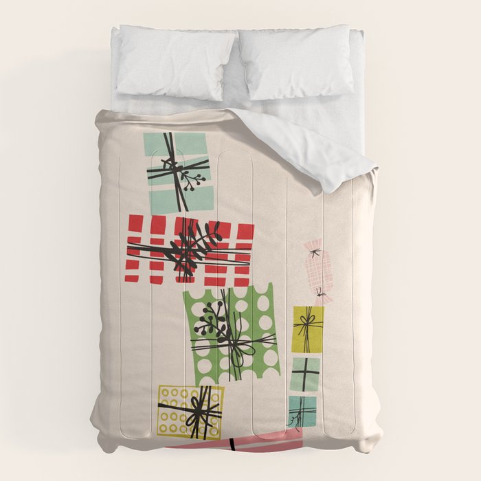 Wobbly pile of Christmas presents Comforter Gallery Image 6