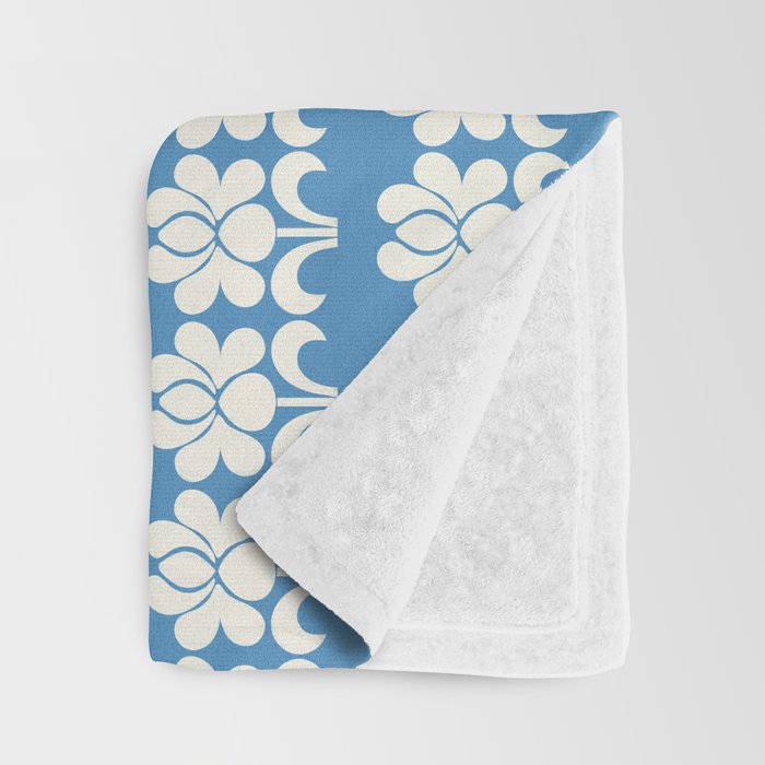 Charming Nostalgia Vintage Floral Design Throw Blanket Gallery Image 3