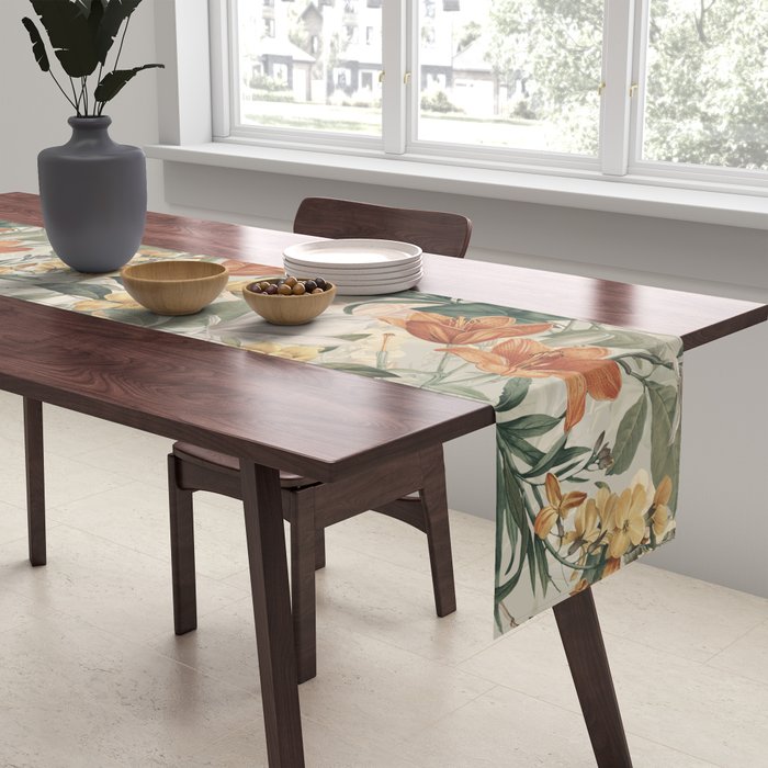 Garden of Eden V Table Runner Gallery Image 2