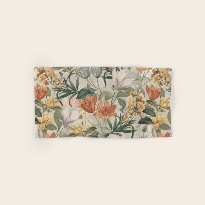 Garden of Eden V Bath Towel Gallery Image 1