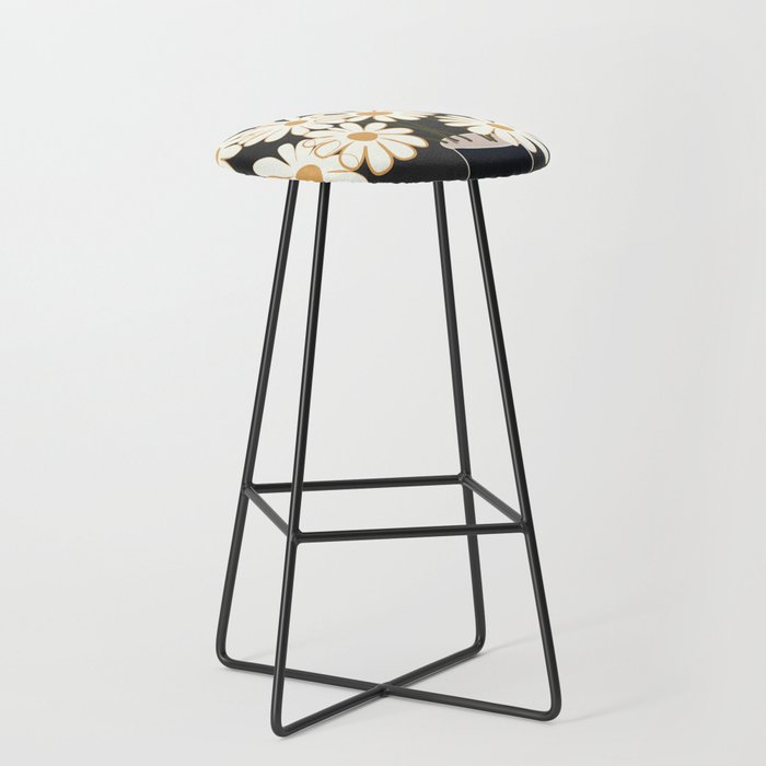 White Daisy Bouquets in Vase 4 Stool Gallery Image 1