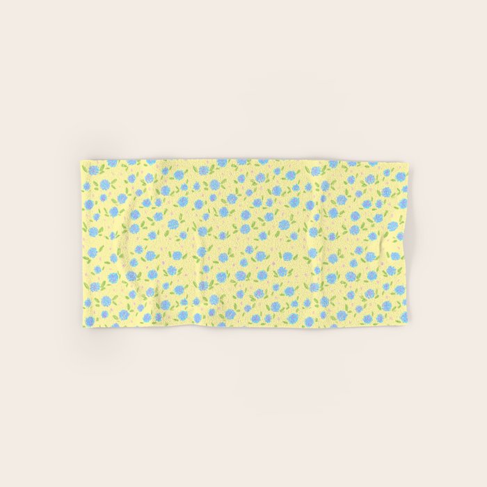 Sunlit Blooms Bath Towel Gallery Image 1