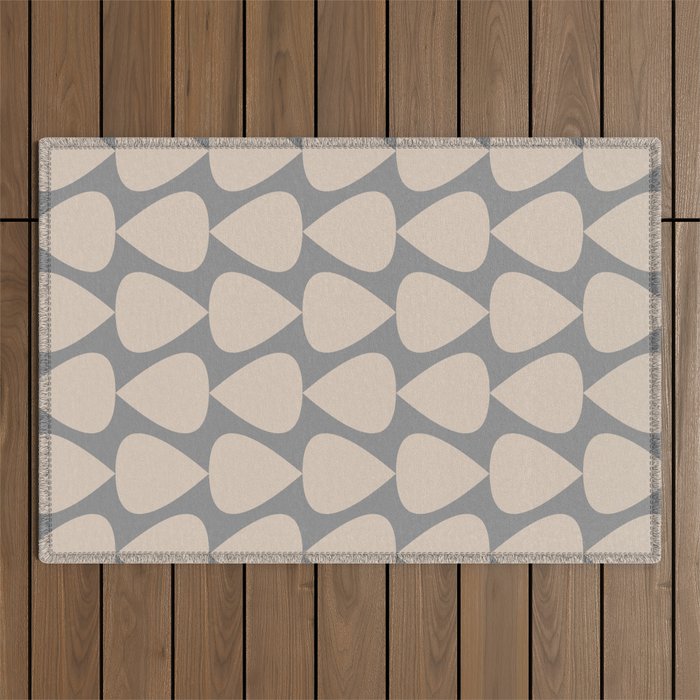 Plectrum Pattern in Putty and Gray Outdoor Rug Gallery Image 1