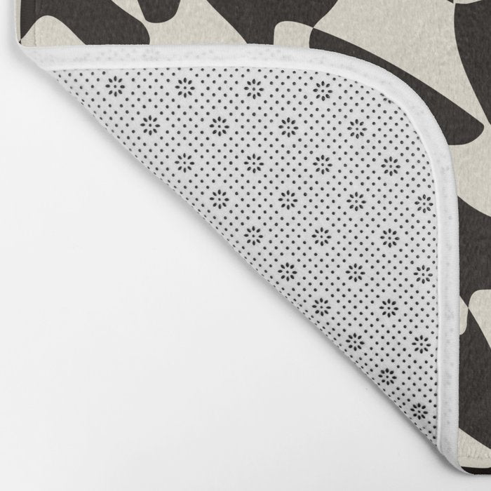  Black&White Warped Wavy Check Bath Mat Gallery Image 2