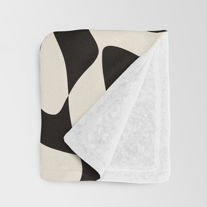  Black&White Warped Wavy Check Throw Blanket Gallery Image 3