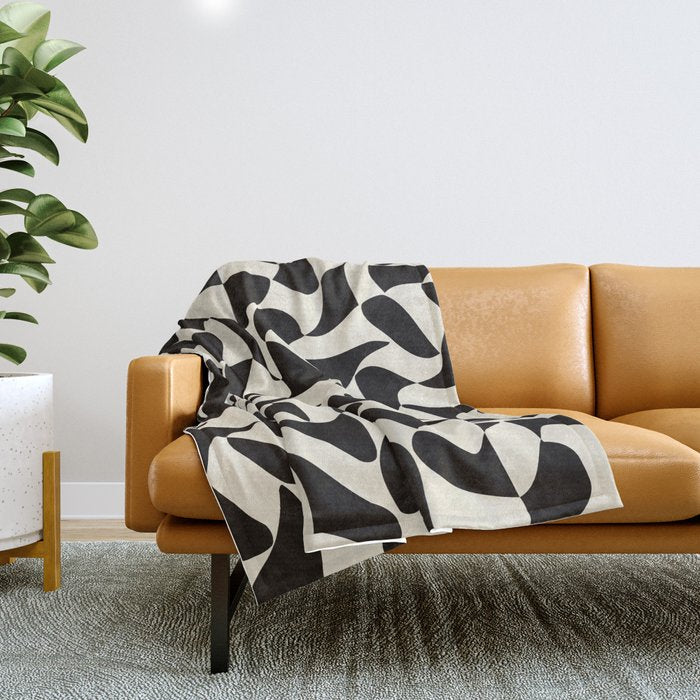  Black&White Warped Wavy Check Throw Blanket Gallery Image 1